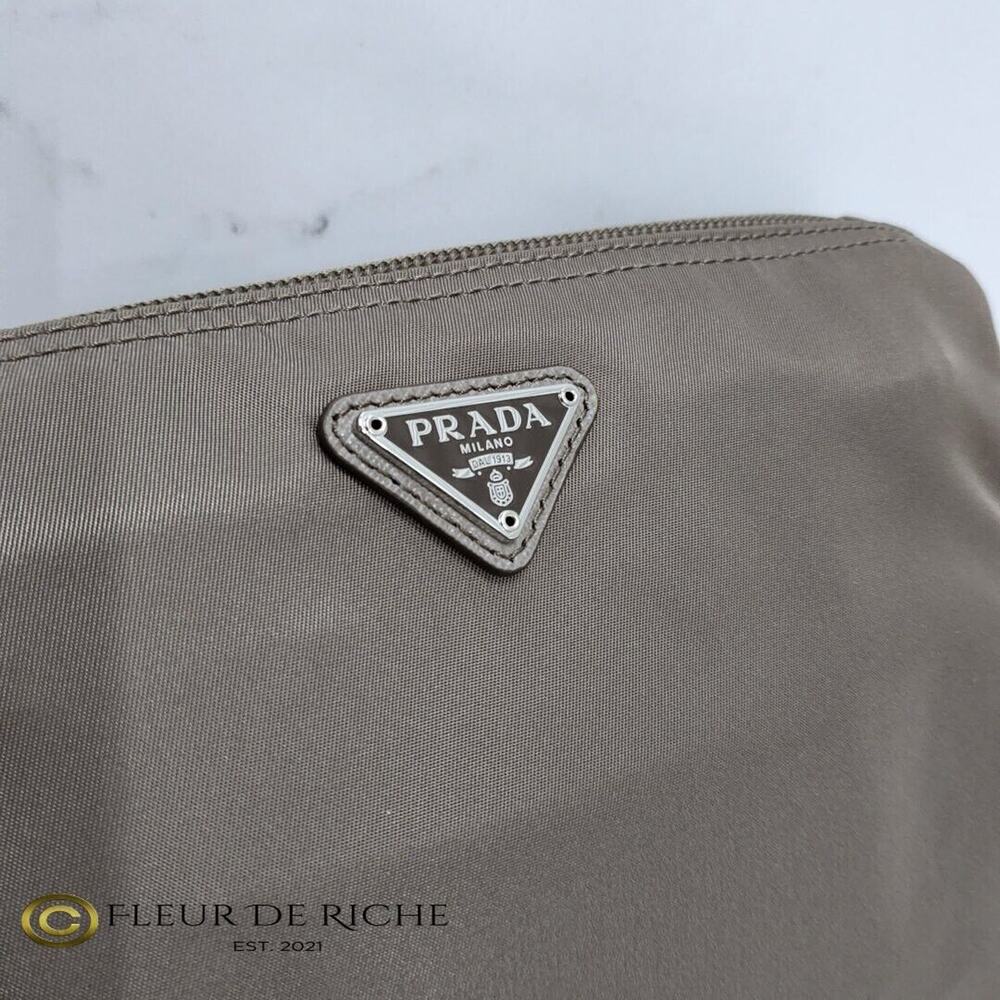 Prada Necessaire Tessuto Nylon Small Toiletry Clutch Case Gray Argilla 1NA011 - Picture 3 of 13